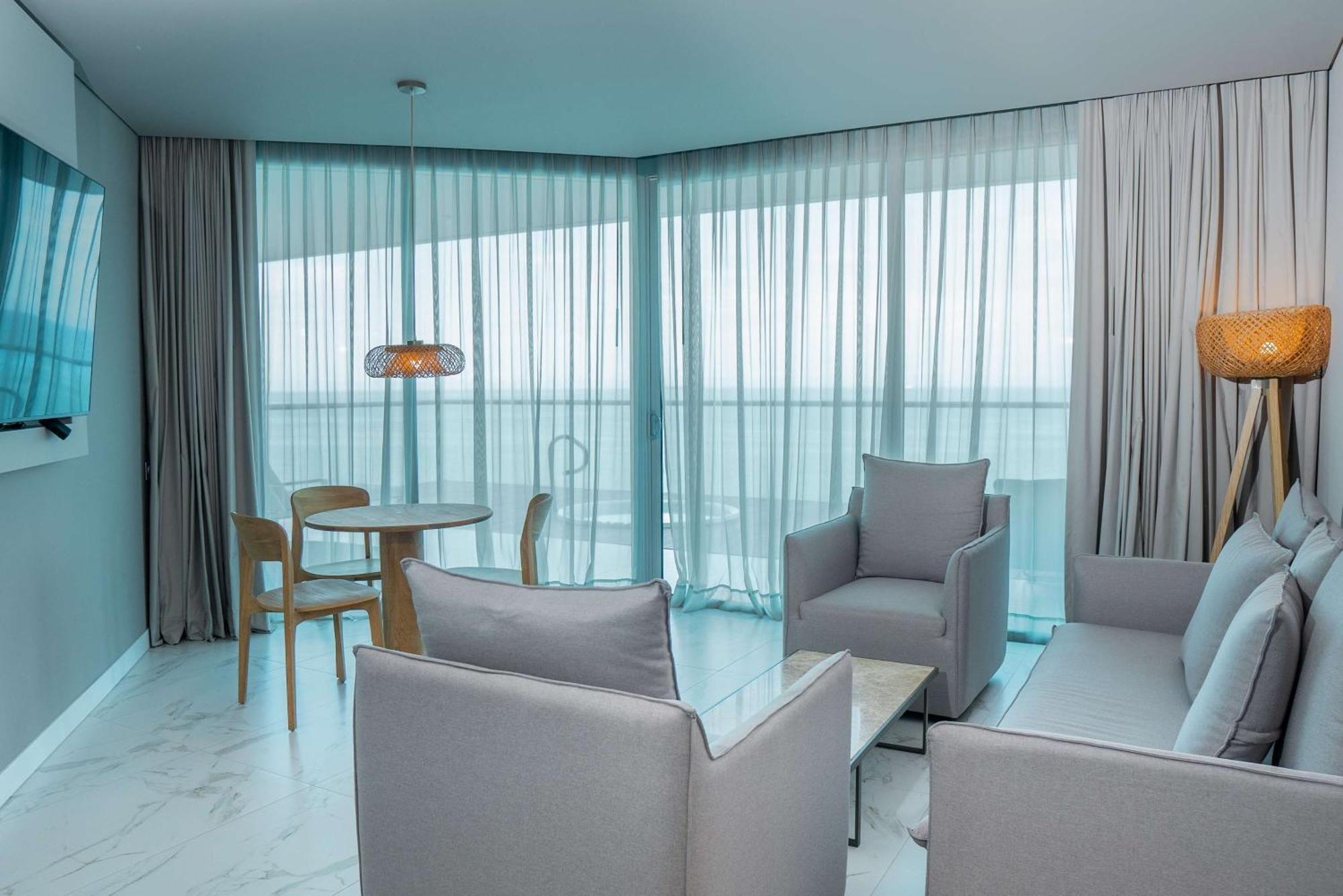 Hilton Santa Marta Hotel Exterior photo
