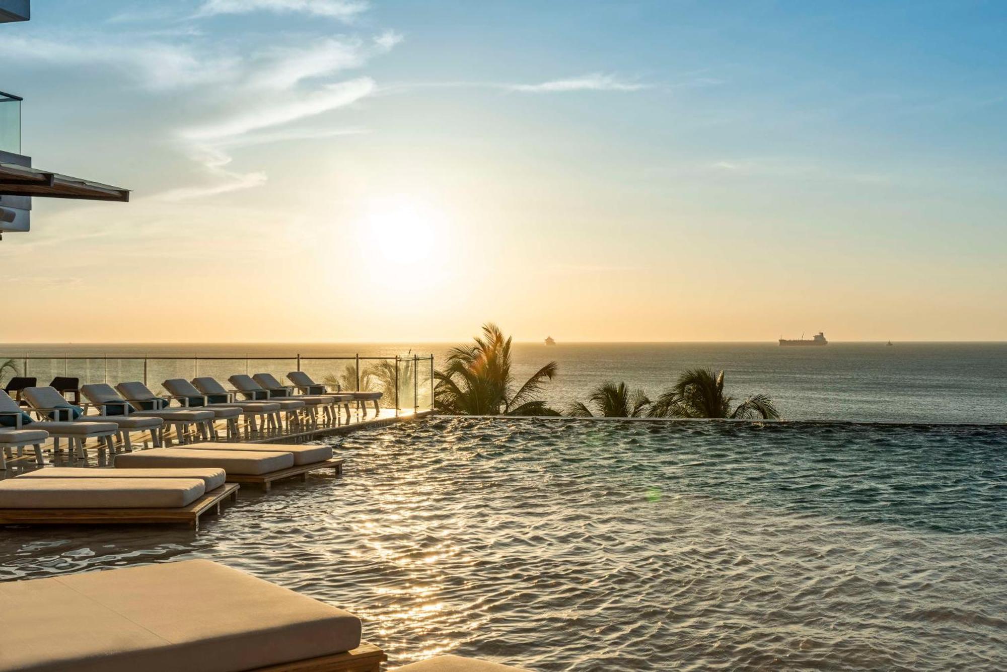 Hilton Santa Marta Hotel Exterior photo